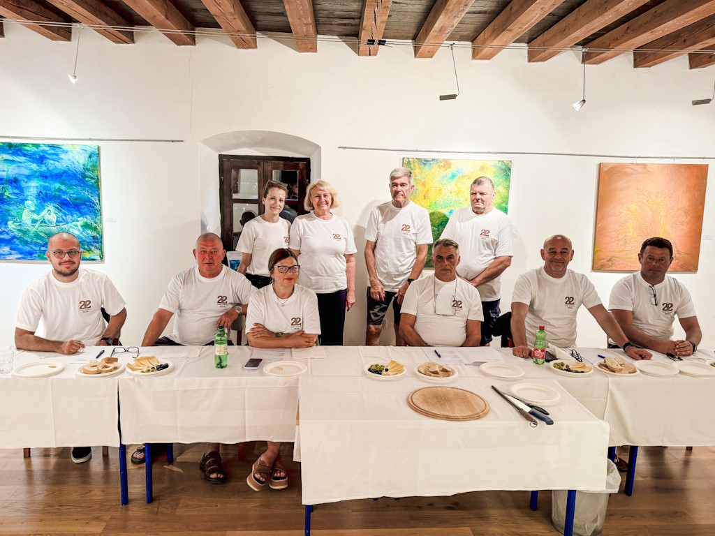 Nin Schulen: Bewahrung der Tradition durch eine einzigartige gastronomische Veranstaltung in Nin