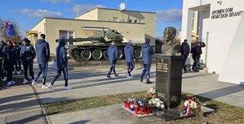 HNK Rijeka unterstützt die Bewahrung der Erinnerungen an den Heimatkrieg durch das Projekt eines Gedenkraums in Vukovar