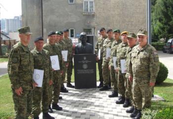 Završetak 14. naraštaja tečaja za prvog dočasnika satnije u dočasničkoj školi "Damir Tomljanović Gavran" u Požegi