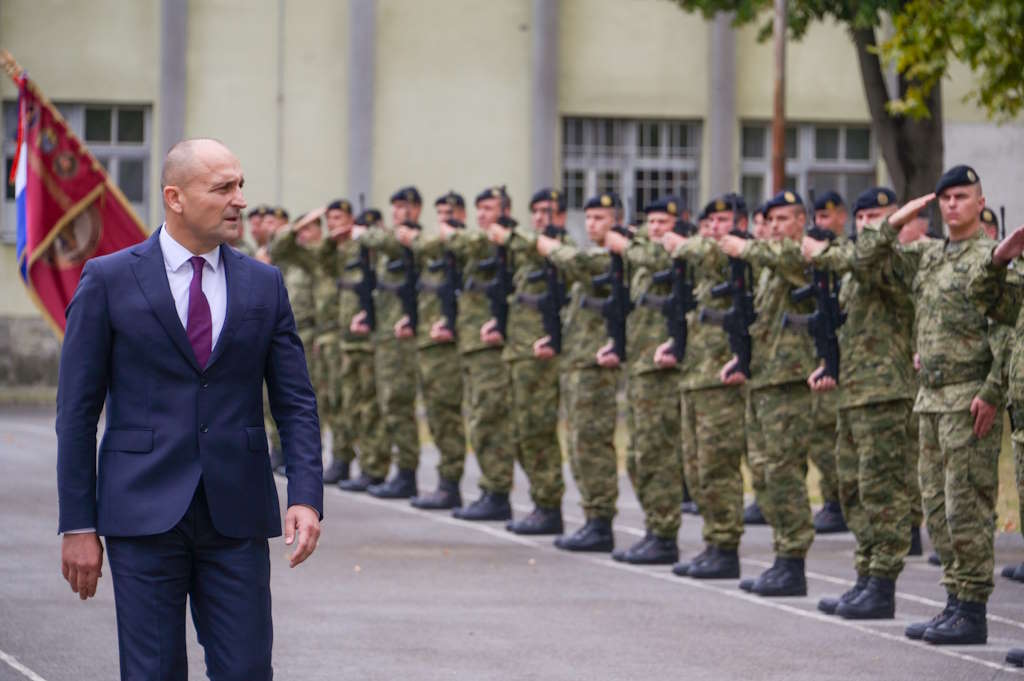 Minister Anusic kündigt die Modernisierung der kroatischen Armee mit Investitionen in militärische und fortschrittliche Kampfsysteme an