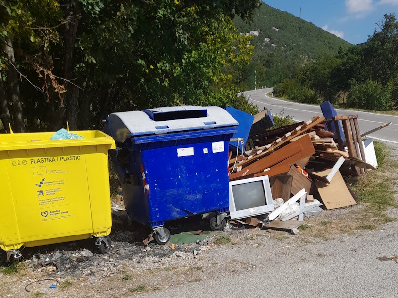 Krave ili ljudi: Dilema upravljanja otpadom u Karlobagu