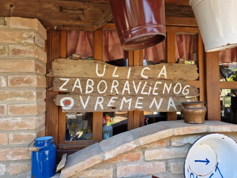 "Ulica zaboravljenog vremena": Etnografsko blago Karanca