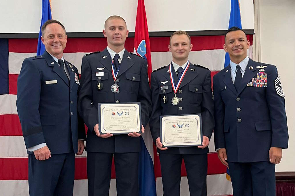 Erfolgreicher Abschluss der Ausbildung kroatischer Soldaten an der US Air Force School in Italien zur Stärkung des NATO-Bündnisses